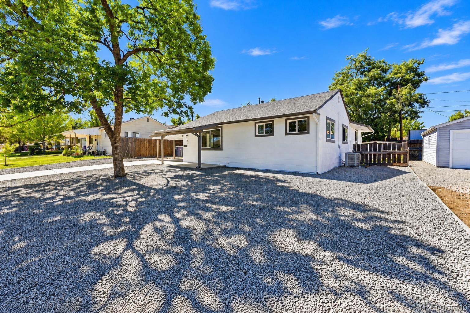 2631 S Green Court