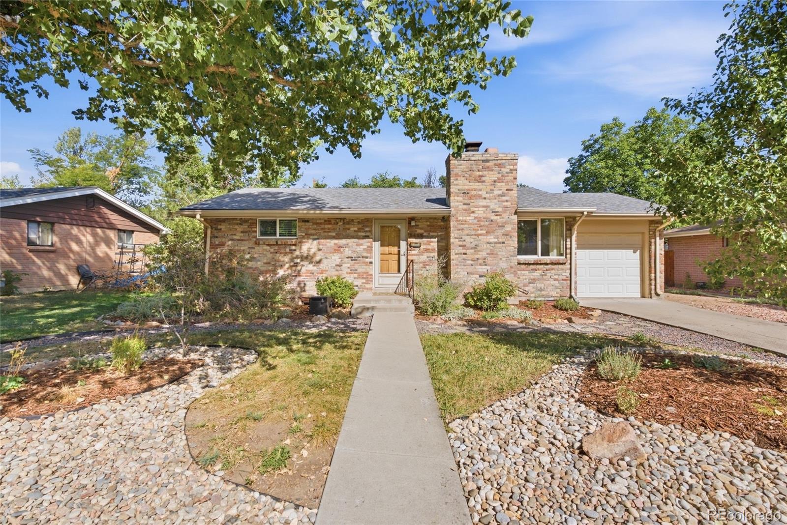 3435 W Powers Place