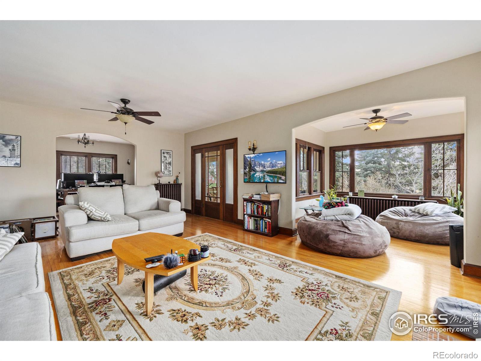 1000 W Prospect Road