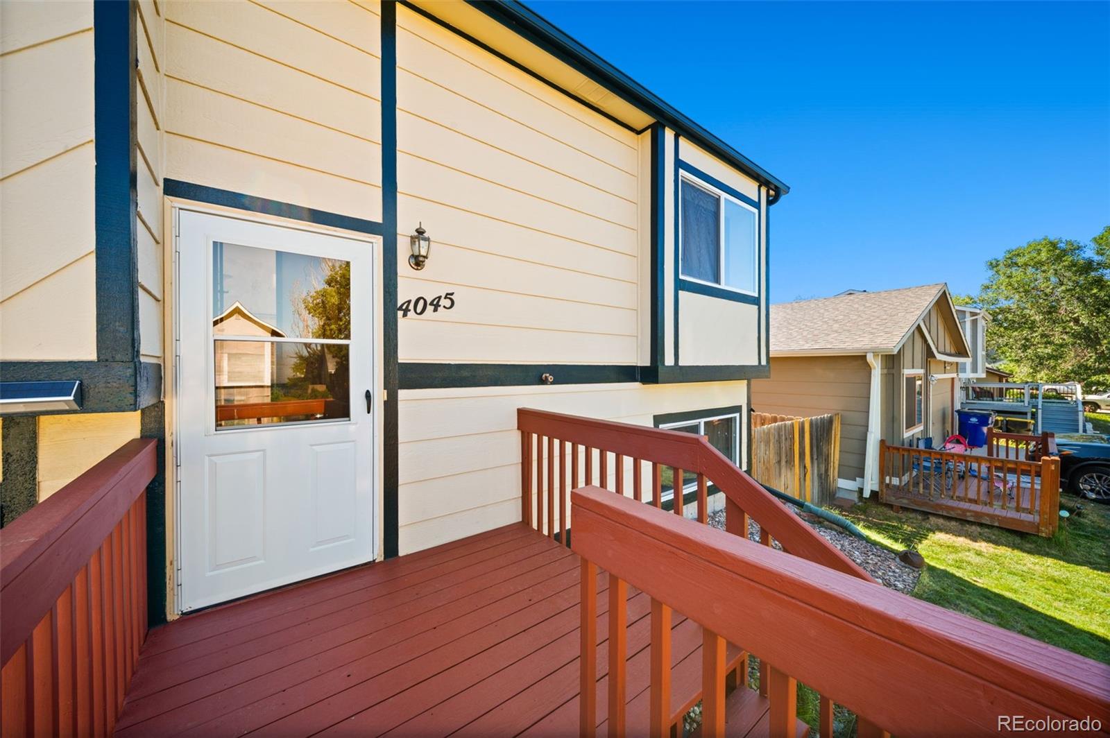 4045 Dolphin Circle