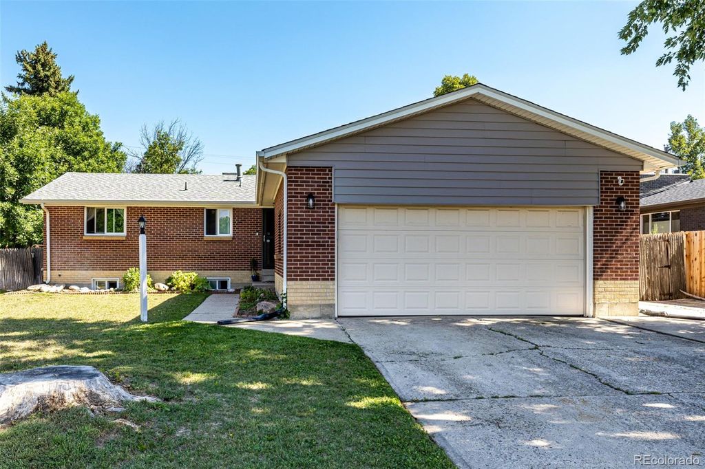 Photo of 2450 Miller St, Lakewood, CO 80215 (MLS # 6520942)