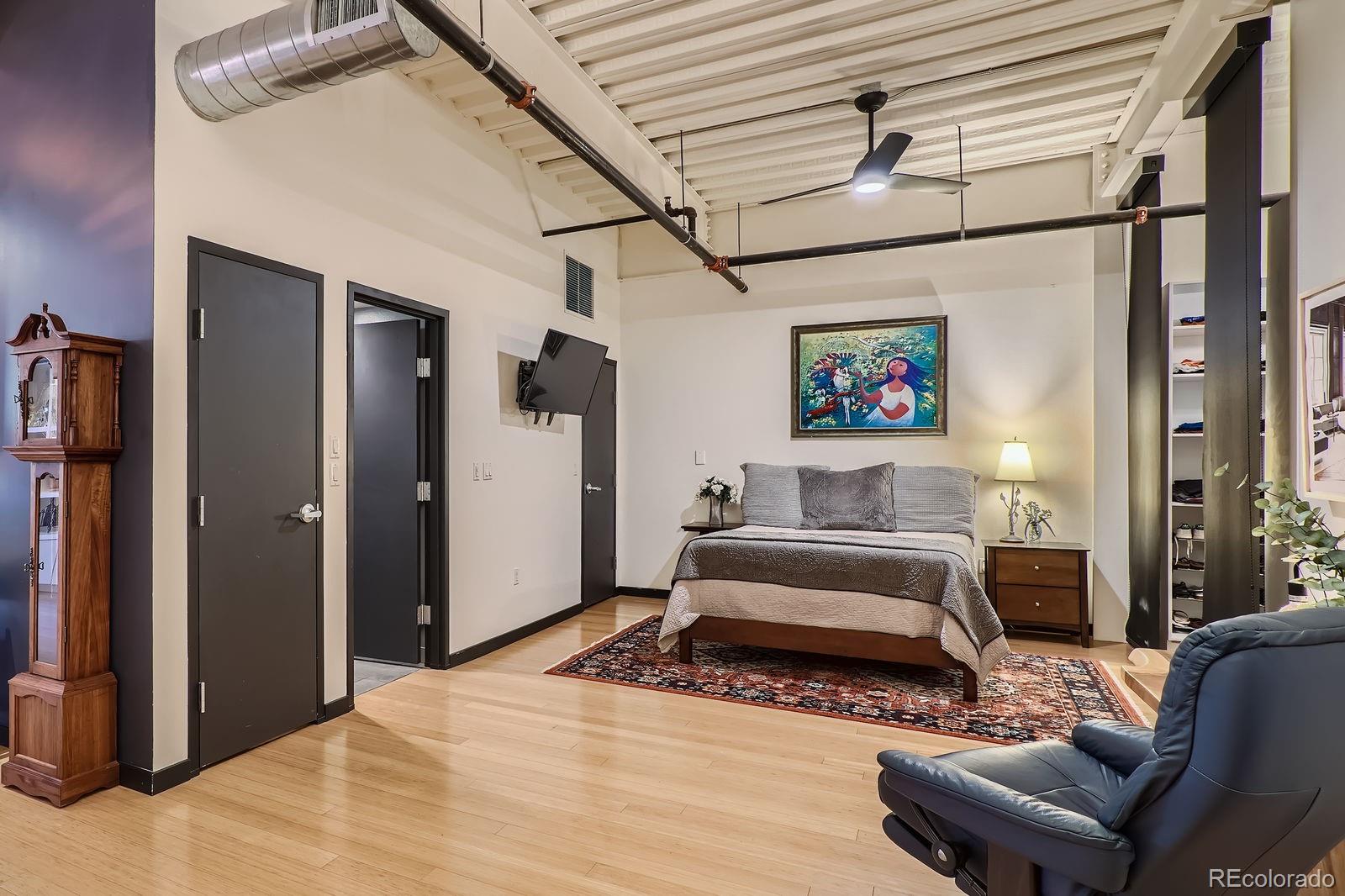 1360 Walnut Street 202