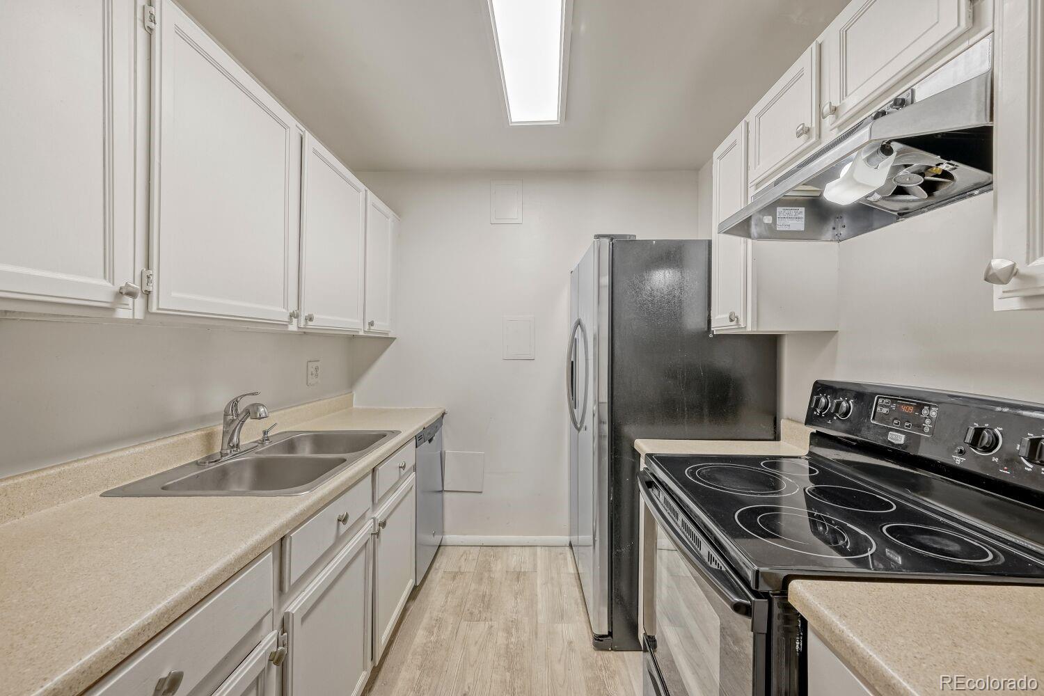 10782 E Exposition Avenue 150