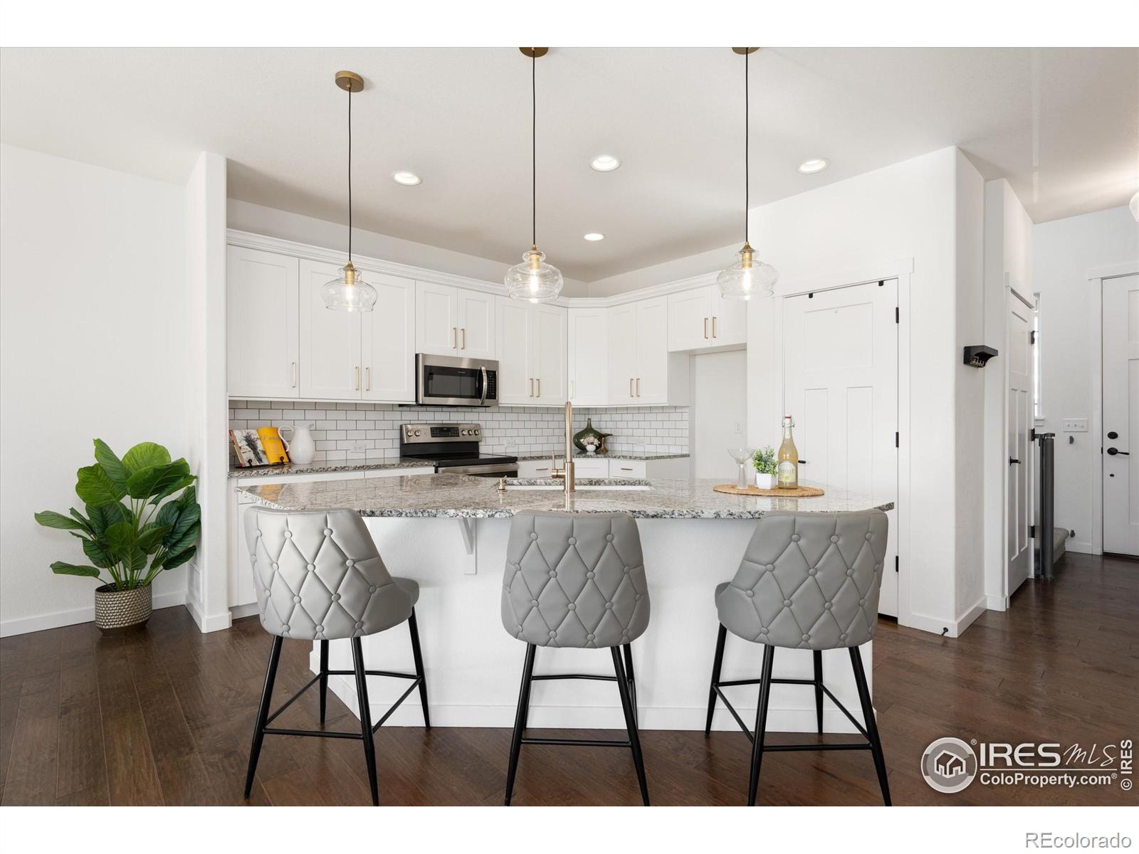 1328 Cimarron Circle