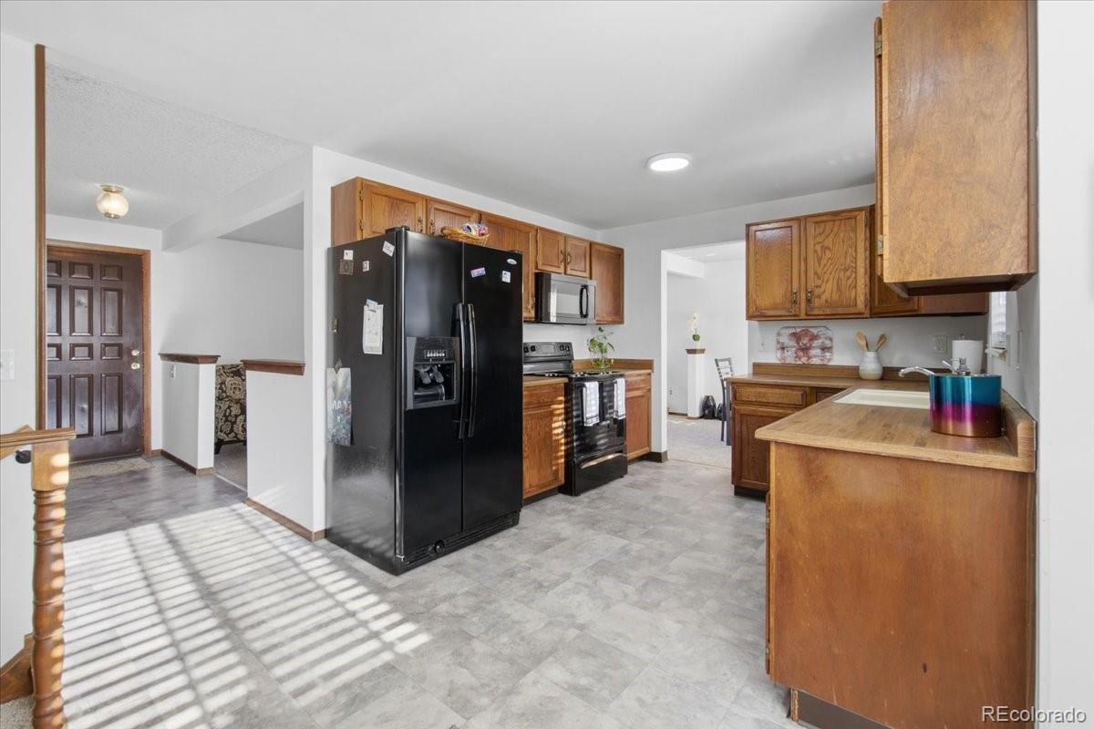 3410 W 106th Place
