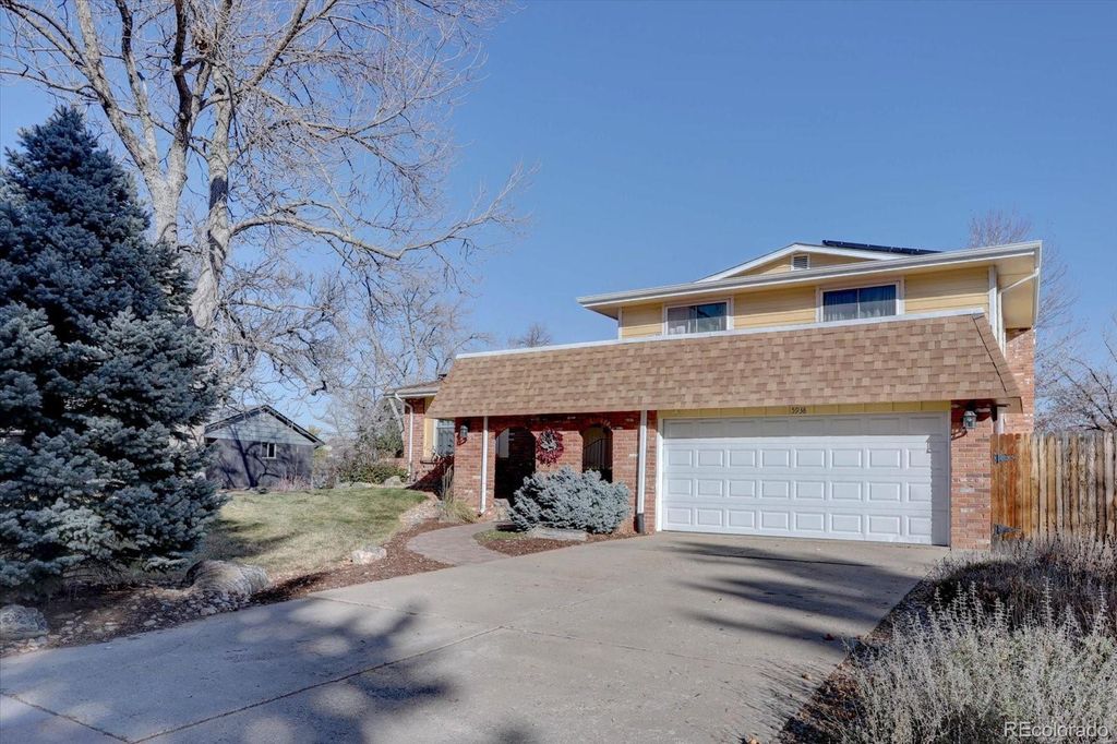 Photo of 5938 S Newland Street, Littleton, CO 80123 (MLS # 7100284)