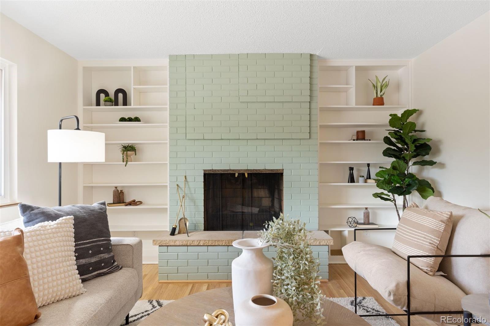 1411 Acacia Drive