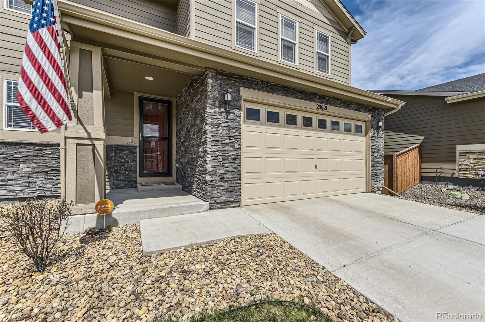25621 E Cedar Place