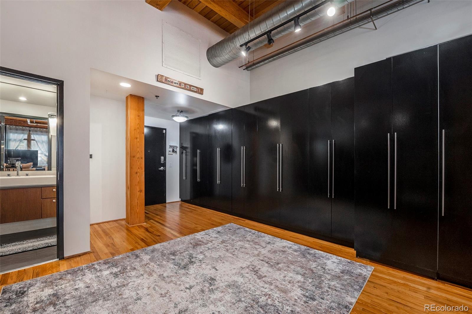 2955 Inca Street 2L, Denver, CO, 80202 2 2955 Inca Street 2L