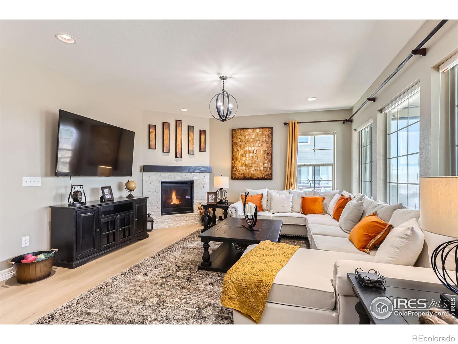 600 Grenville Circle