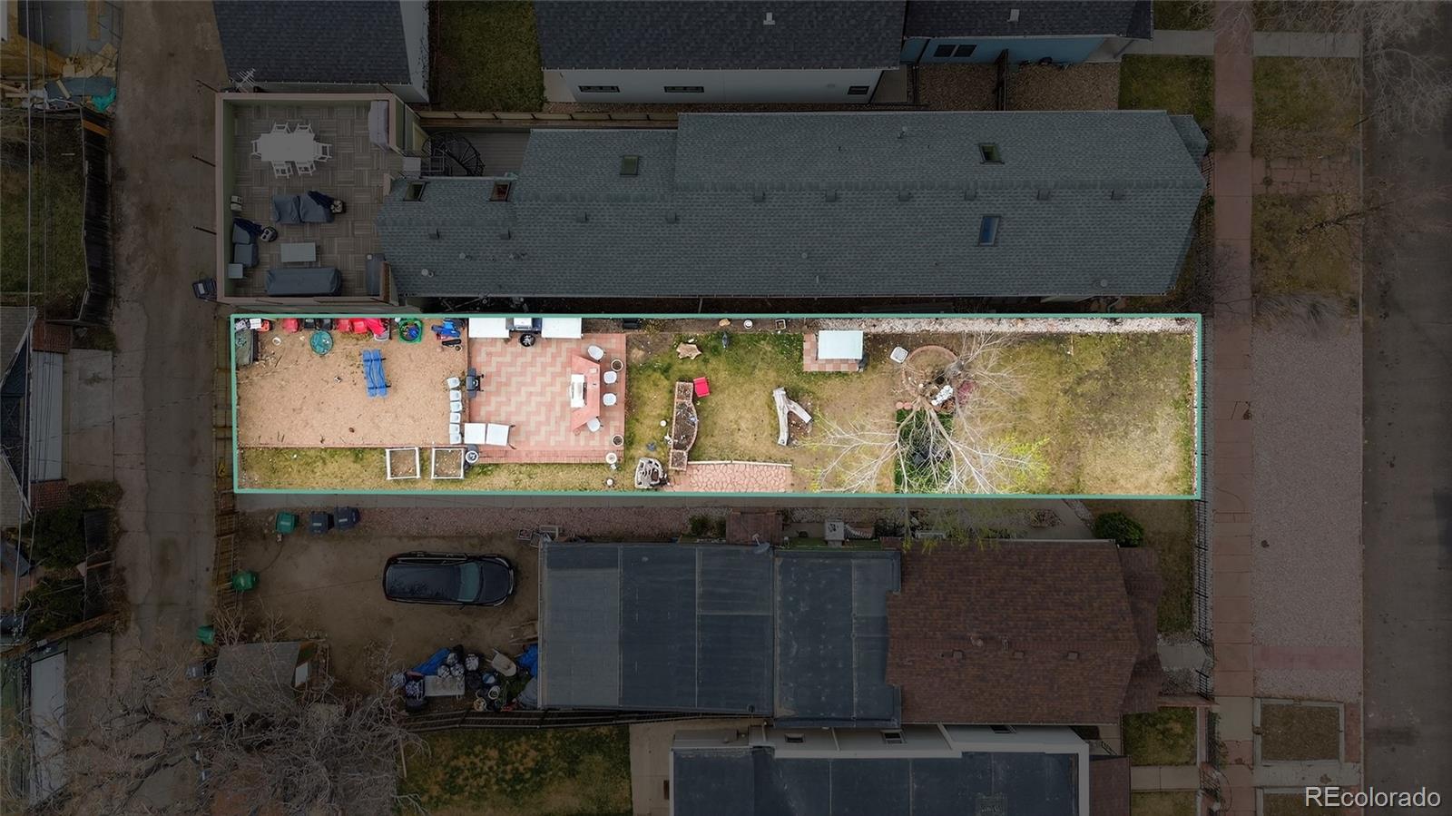 2742 Arapahoe Street