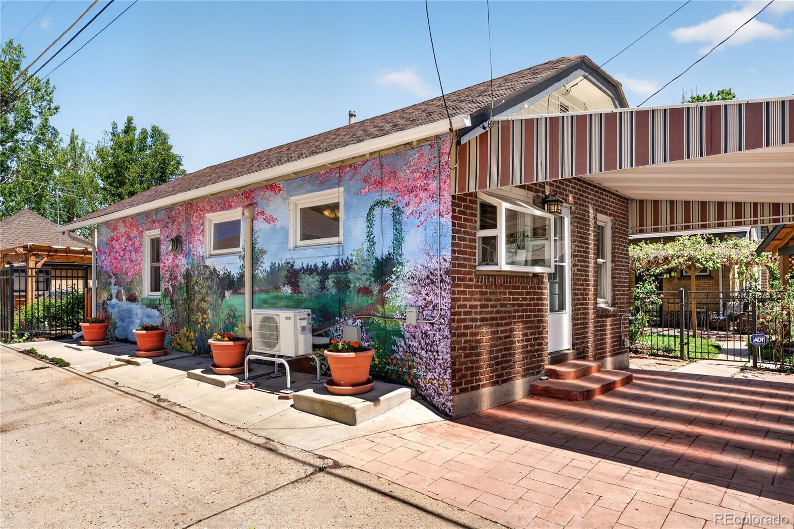 4185 Grove Street