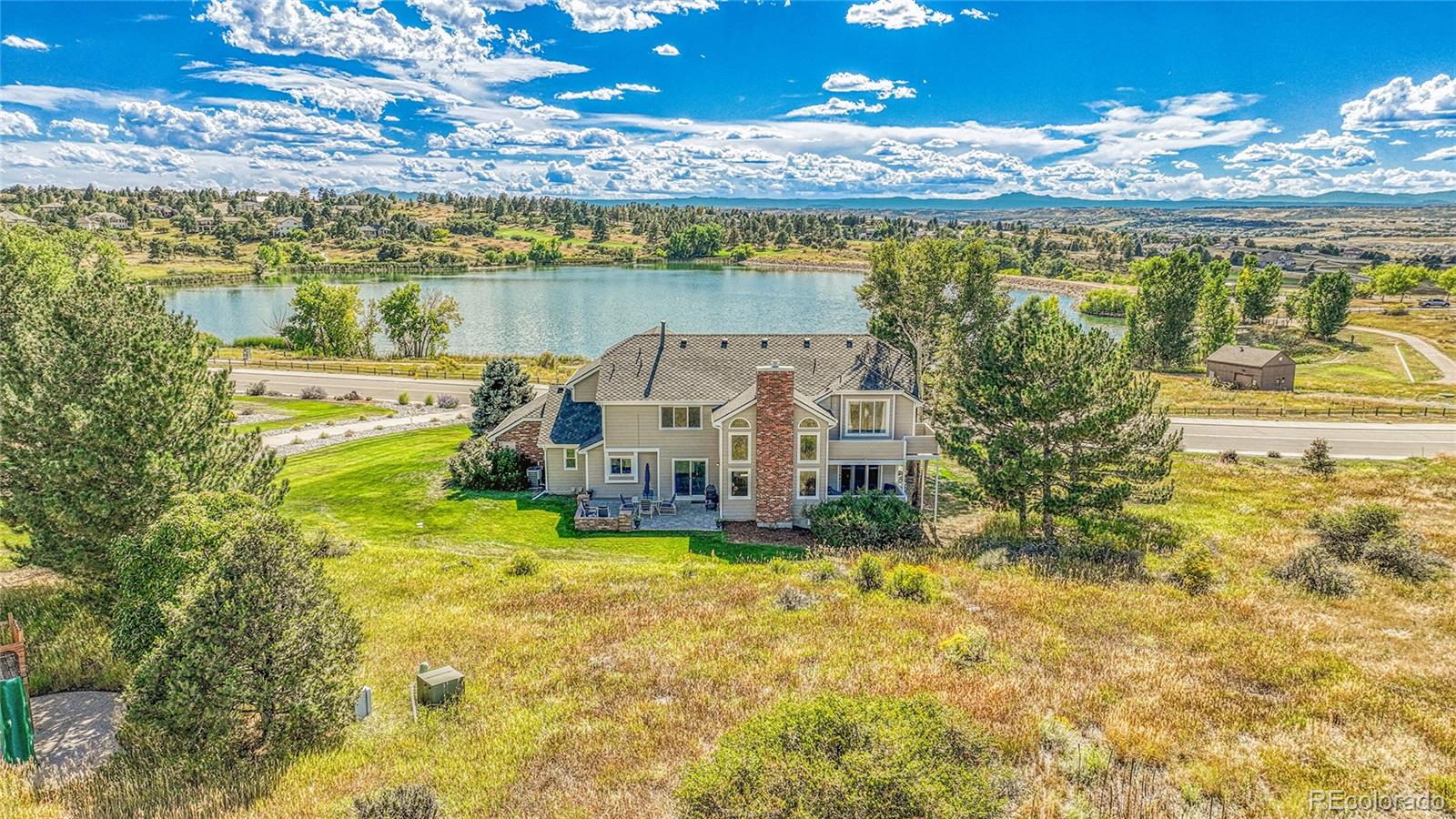 7755 Lakeshore Drive