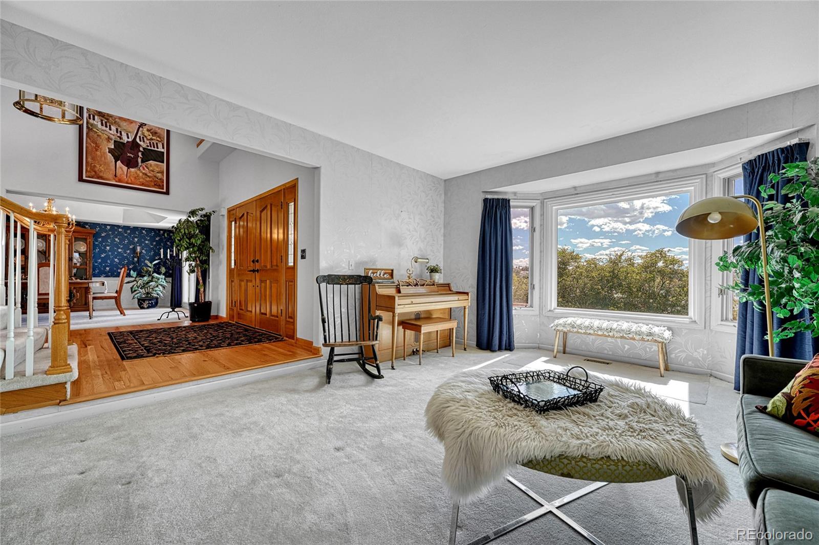 7755 Lakeshore Drive