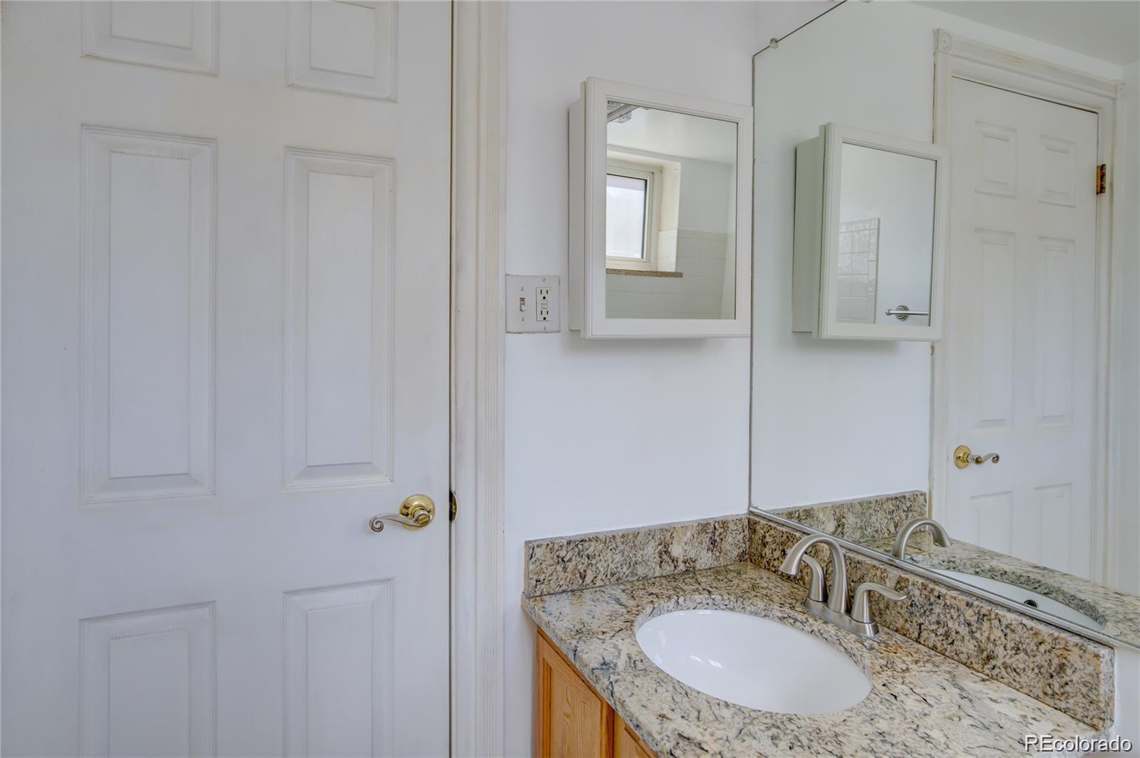 925 E 8th Avenue 140