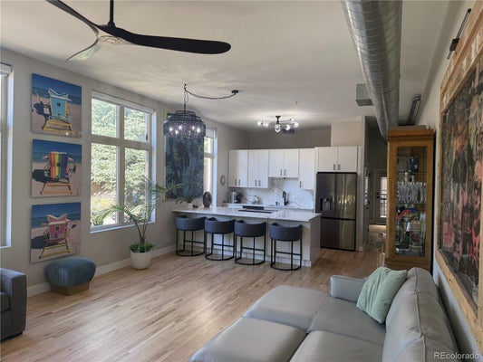 220 ROSLYN ST APT 701, DENVER, CO 80230 - Image acd3e64da398e05d7a151a6af6471ea4/1594036930