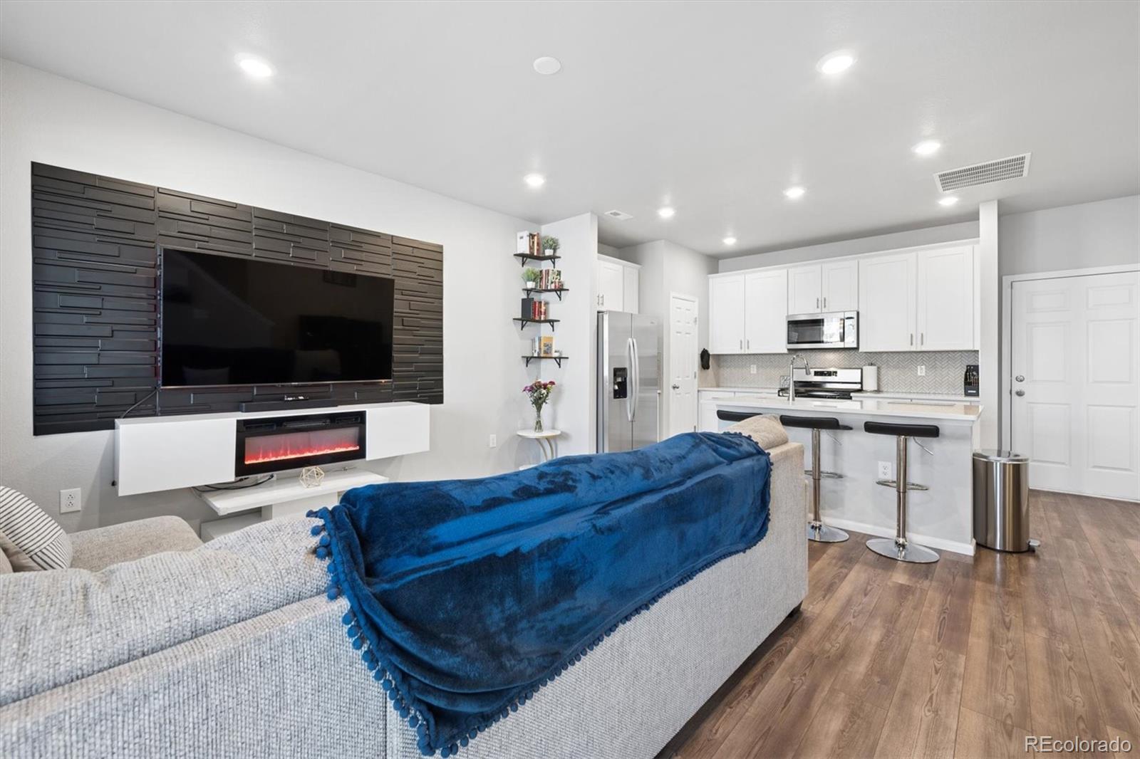 12208 Creamery Street