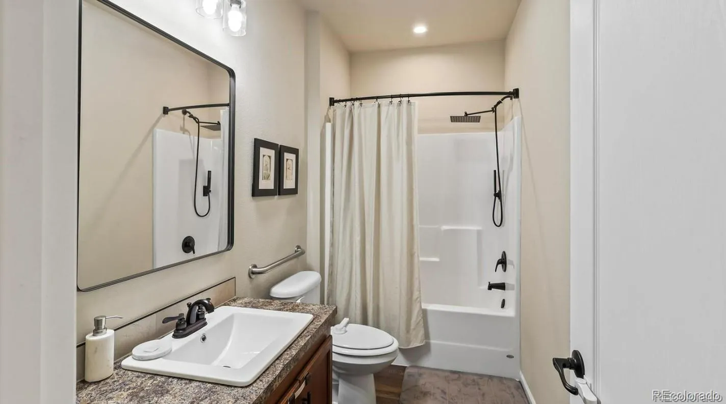 Brush, Colorado 80723, United States, 5 Bedrooms Bedrooms, ,2 BathroomsBathrooms,Residential,Active,214969