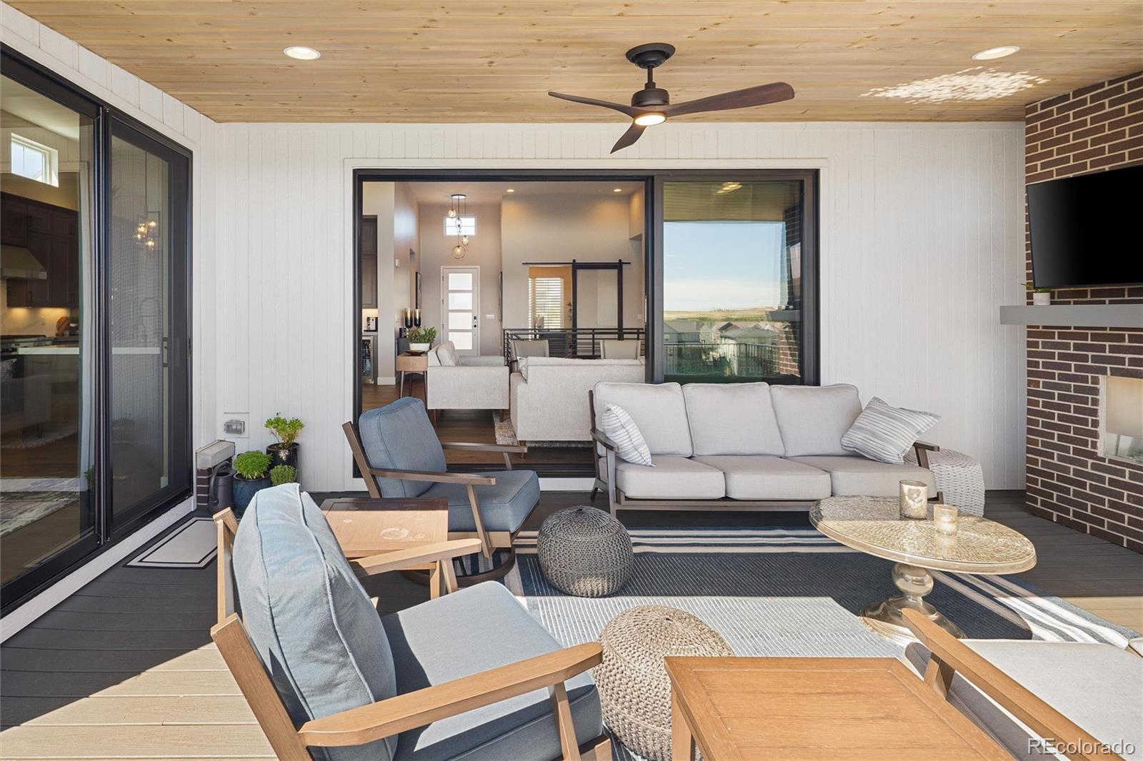 6484 Canyonpoint Road