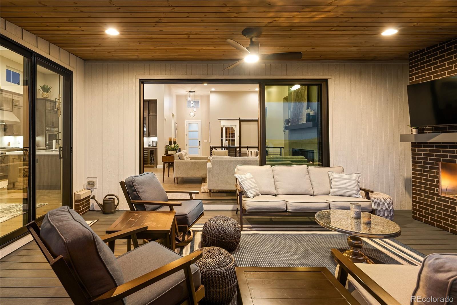6484 Canyonpoint Road