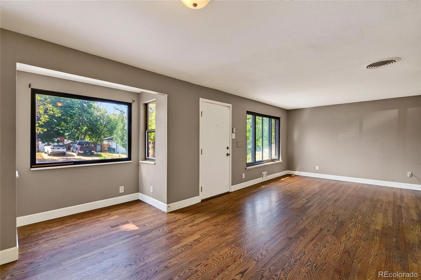 14205 E 25th Place