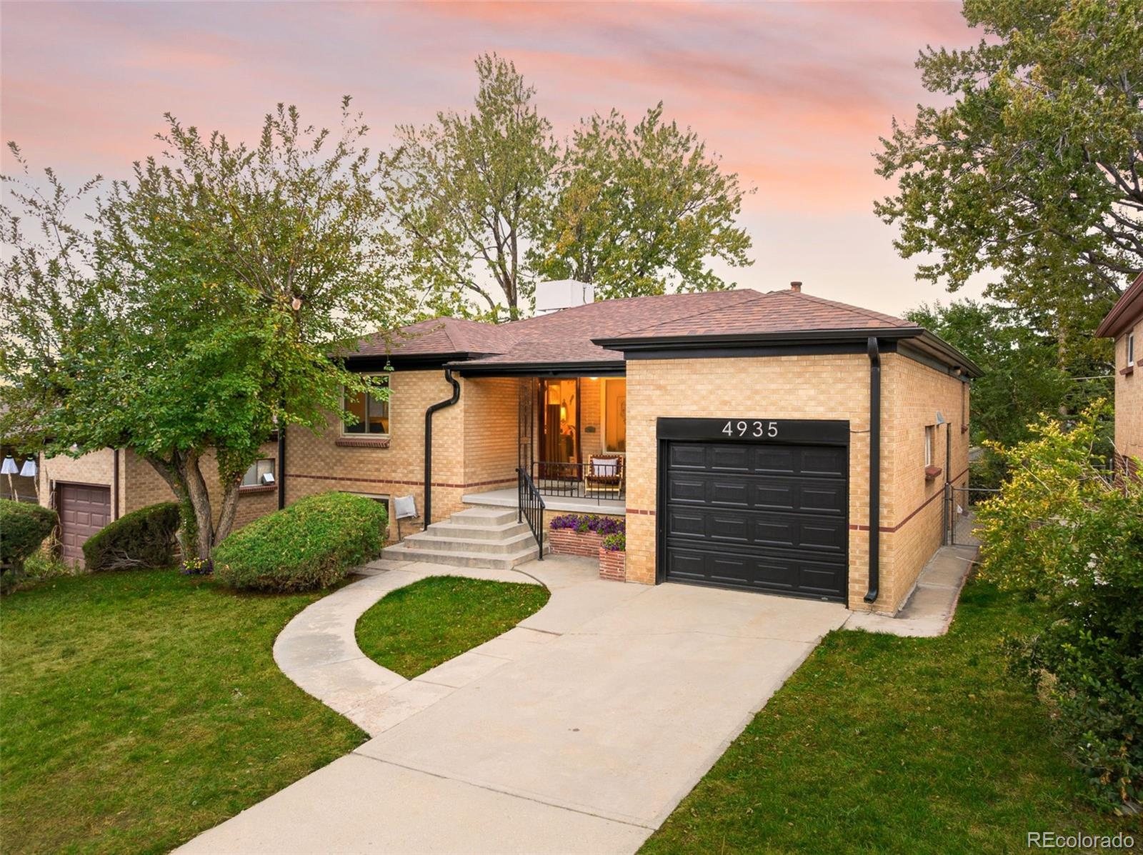 4935 Fenton Street