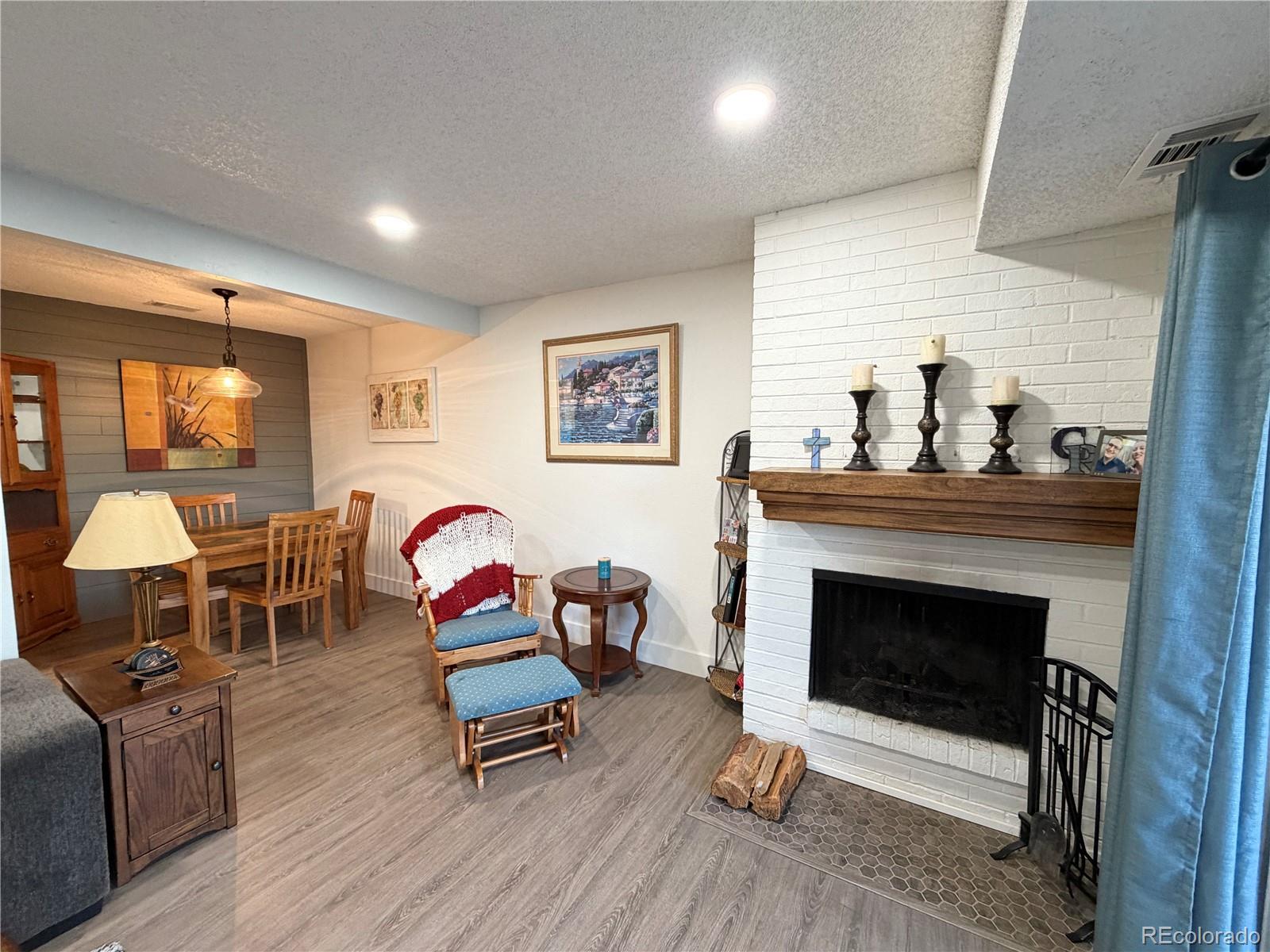 7995 E Mississippi Avenue J10