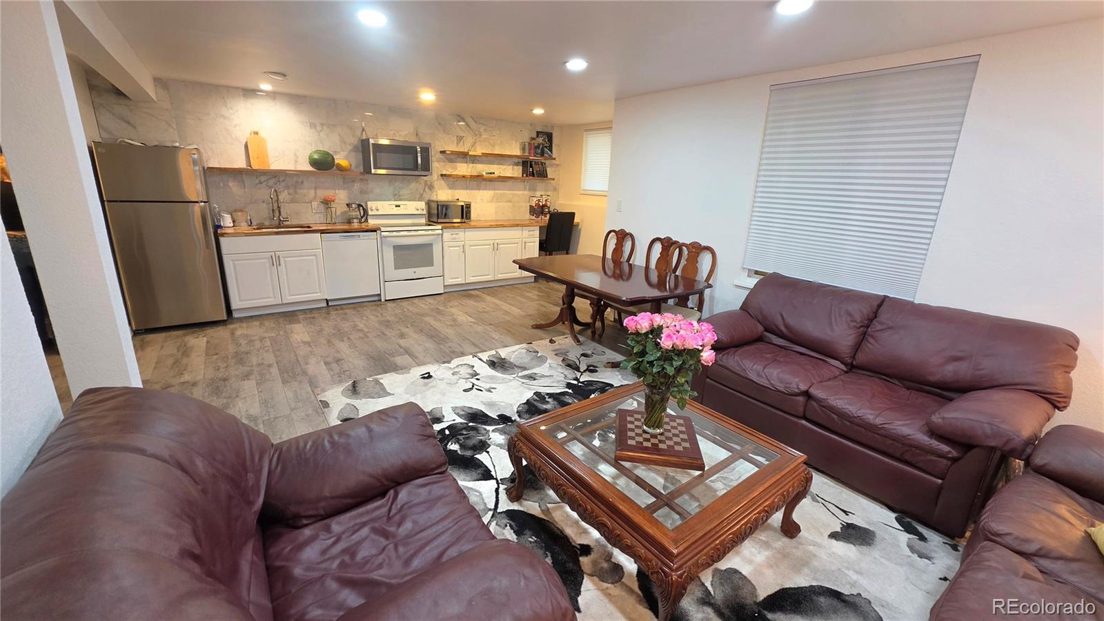 1525 S Holly Street 104