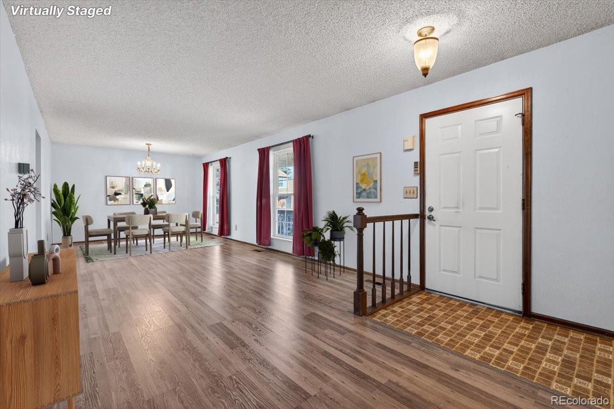 1459 S Ventura Street