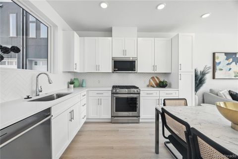 10 Oneida Court Denver CO 80230