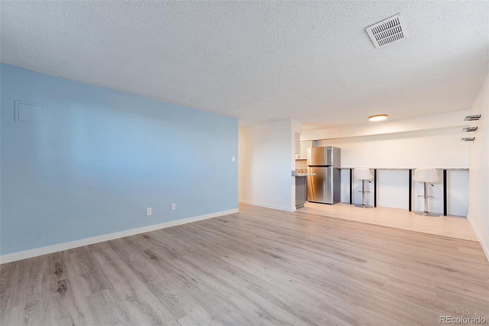 7335 E Quincy Avenue 104, Denver, CO, 80237 4 7335 E Quincy Avenue 104