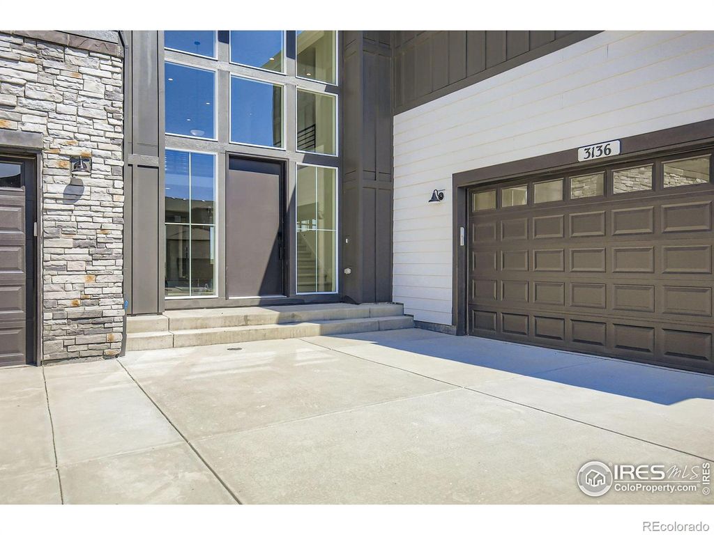 Photo of 3136 Westcliff Drive, Loveland, CO 80538 (MLS # IR1030945)