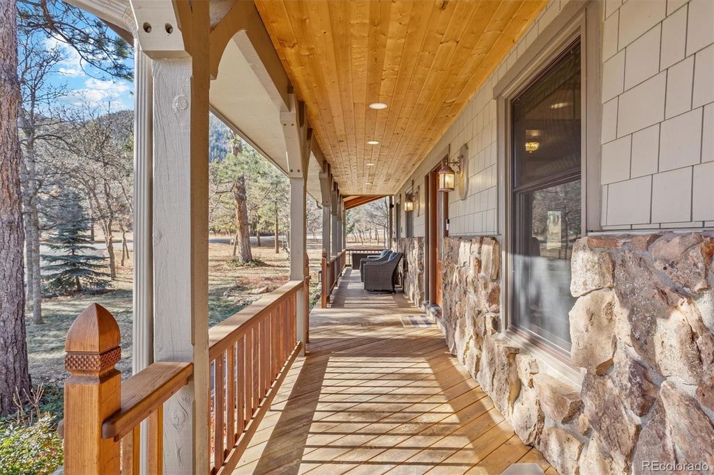 Photo of 6509 Pike Circle, Larkspur, CO 80118 (MLS # 8315439)