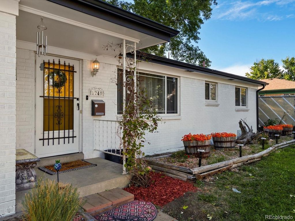 Photo of 1241 S Lamar Street, Lakewood, CO 80232 (MLS # 8923569)