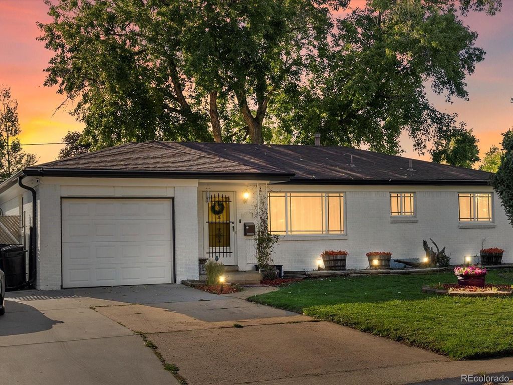 Photo of 1241 S Lamar Street, Lakewood, CO 80232 (MLS # 8923569)