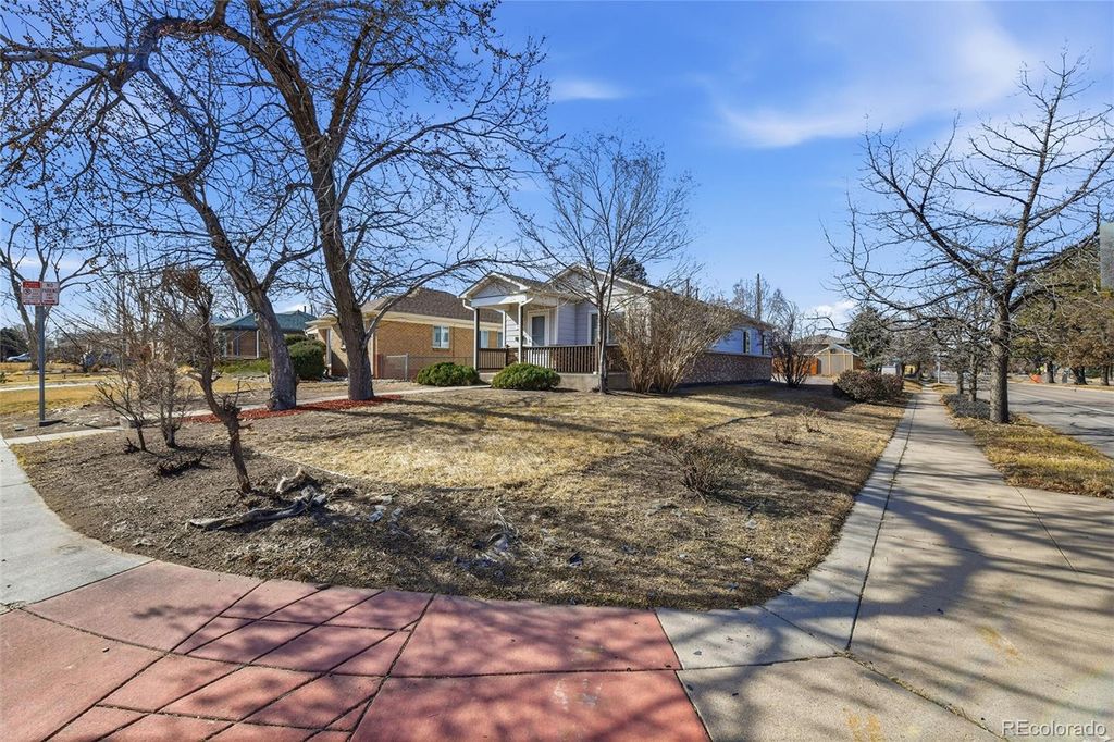 Photo of 3099 Elm Street, Denver, CO 80207 (MLS # 7651478)