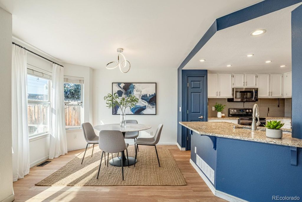 Photo of 2060 E Phillips Lane, Centennial, CO 80122 (MLS # 7790921)