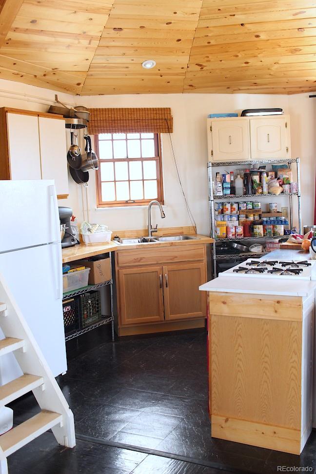 3485 Bixby Road, Fort Garland, CO, 81133 2 3485 Bixby Road