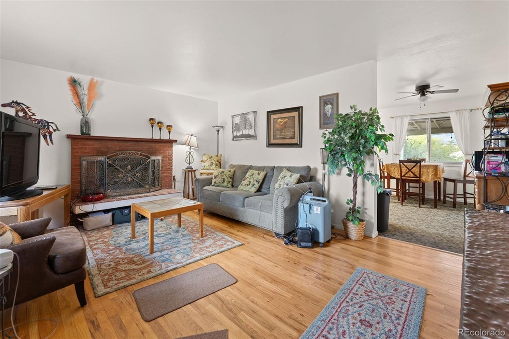 Photo of 106 Lois Lane, Colorado Springs, CO 80904 (MLS # 8141415)
