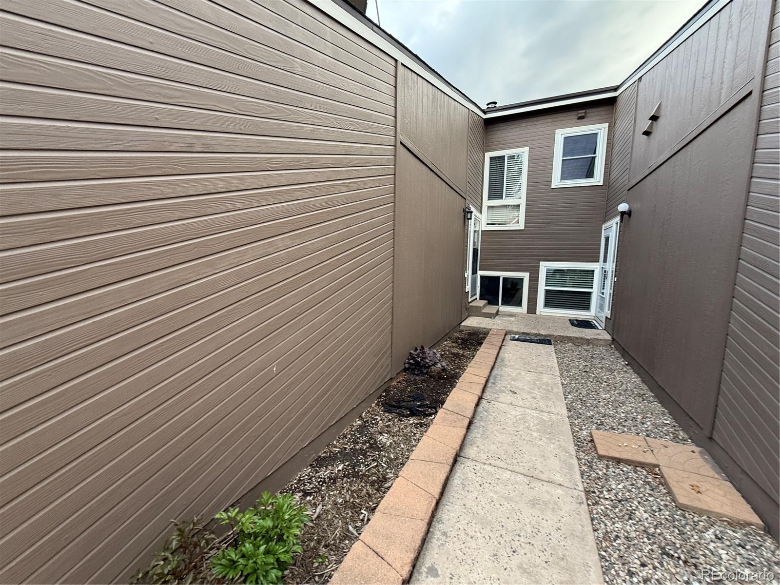 6921 S Bryant Street, Littleton, CO, 80120 2 6921 S Bryant Street