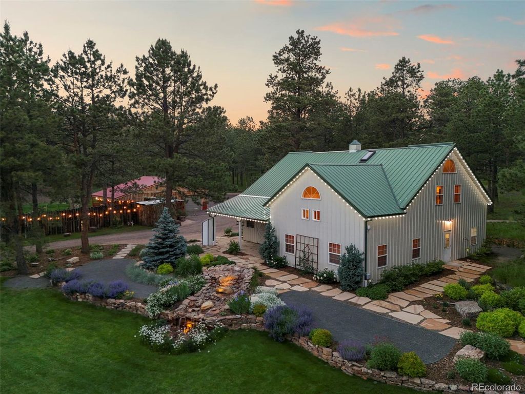 Photo of 17104 Goshawk Road E, Colorado Springs, CO 80908 (MLS # 3442840)