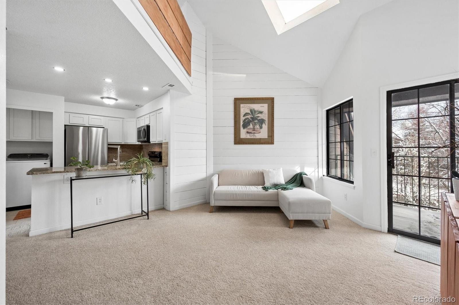 816 S Vance Street F