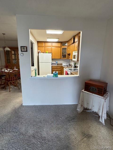 350 S Clinton Street 3C