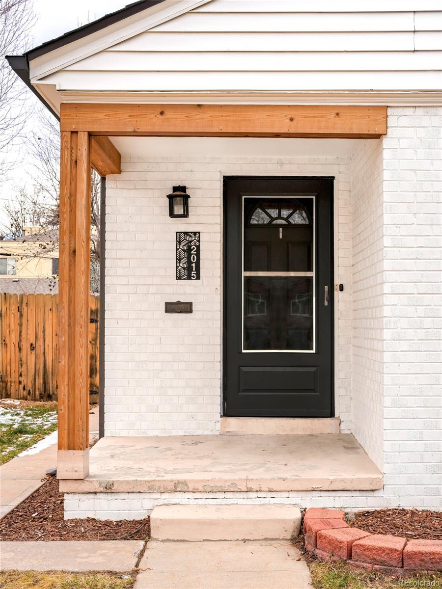 2015 S Clarkson Street