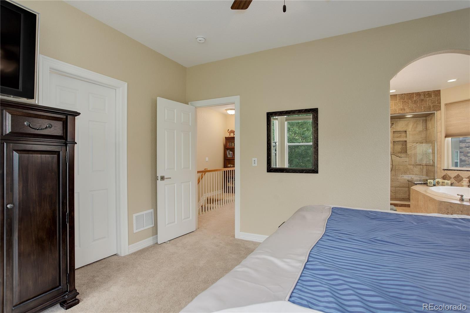 Photo 20 of 32 of 865 N Vernon Drive townhome
