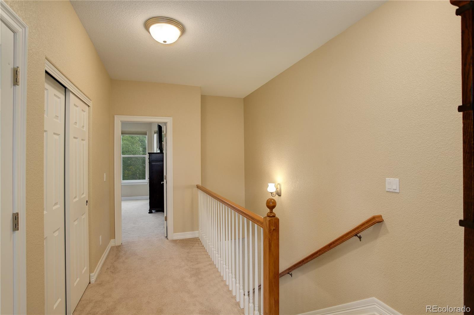 Photo 16 of 32 of 865 N Vernon Drive townhome