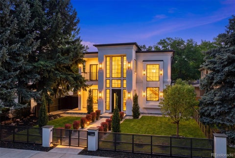 Photo of 2339 S Saint Paul Street, Denver, CO 80210 (MLS # 8753917)