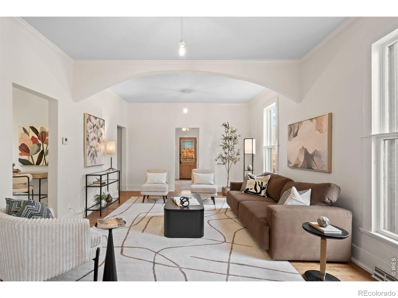 201 E Cleveland Street