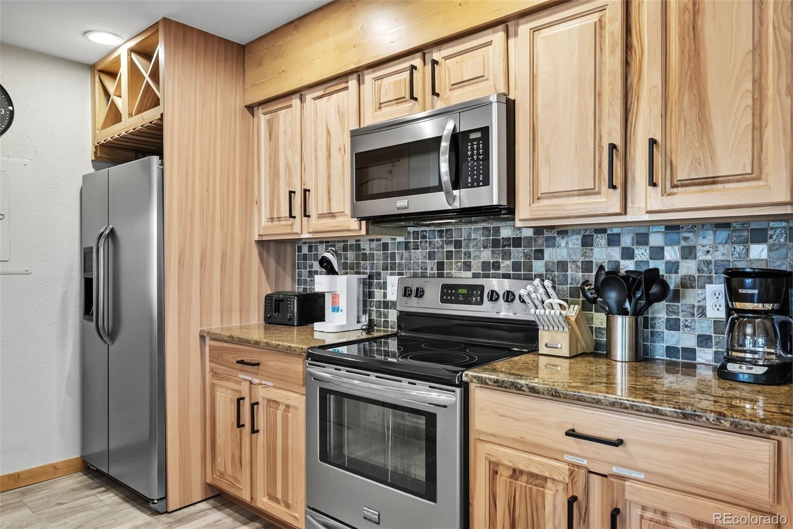 325 Four O Clock Road B103