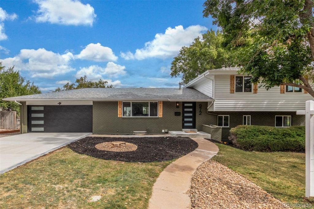 Photo of 972 S Beech Street, Lakewood, CO 80228 (MLS # 6382244)